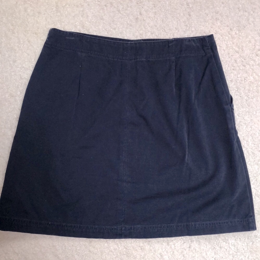 Navy blue mini skirt, size 6, 100% cotton with anchor buttons, comfortable, soft